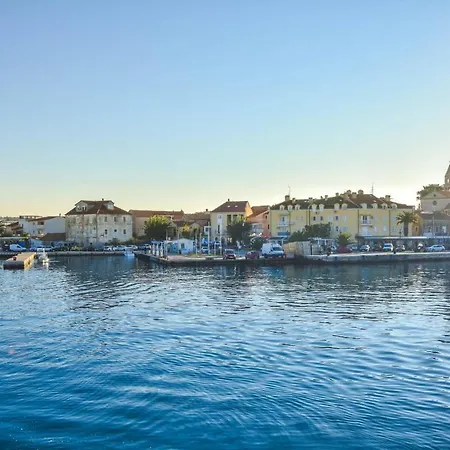 بيت للعطل Mobile Frangipani 1