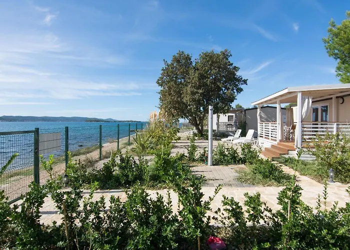 Mobile Frangipani 1 Biograd Na Moru